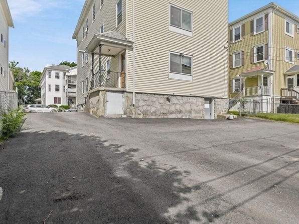 Photo 4 of 16 Plantation Street